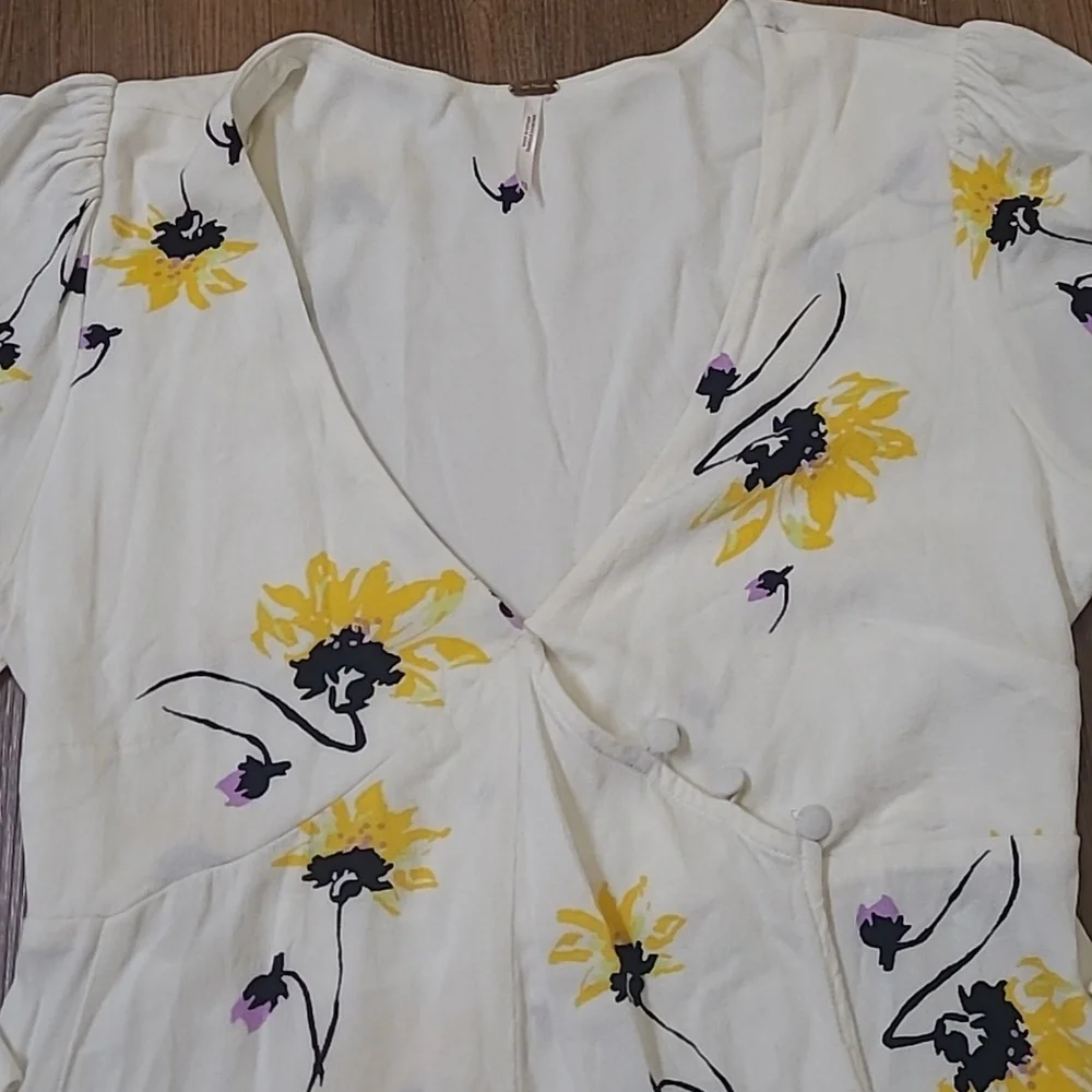 Free People Cream‎ Fabric Detail